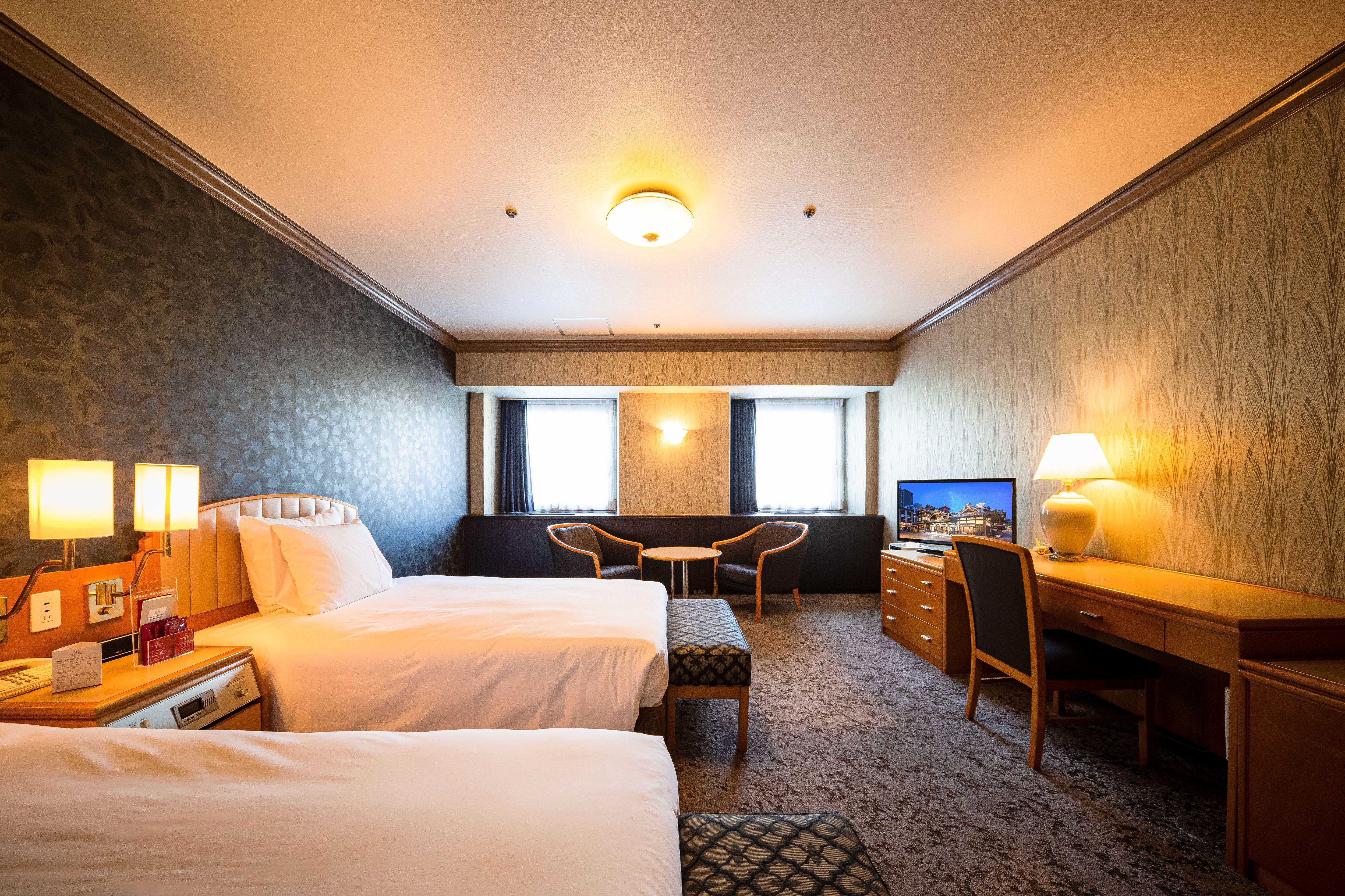 Готель Ana Crowne Plaza Matsuyama By Ihg Екстер'єр фото