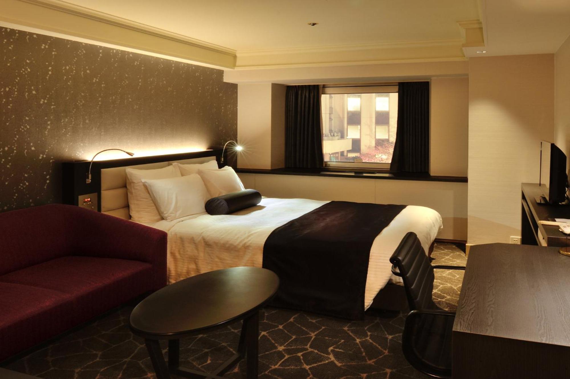 Готель Ana Crowne Plaza Matsuyama By Ihg Екстер'єр фото