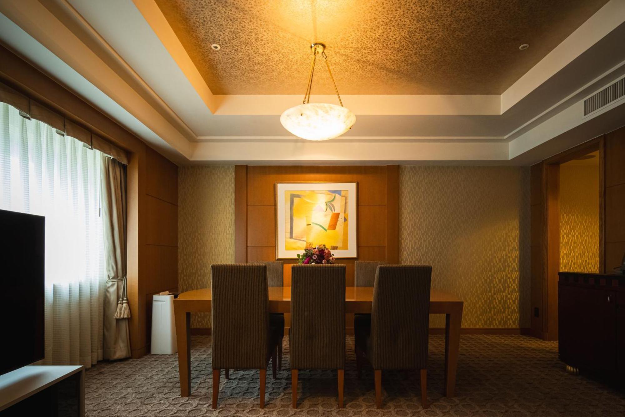 Готель Ana Crowne Plaza Matsuyama By Ihg Екстер'єр фото