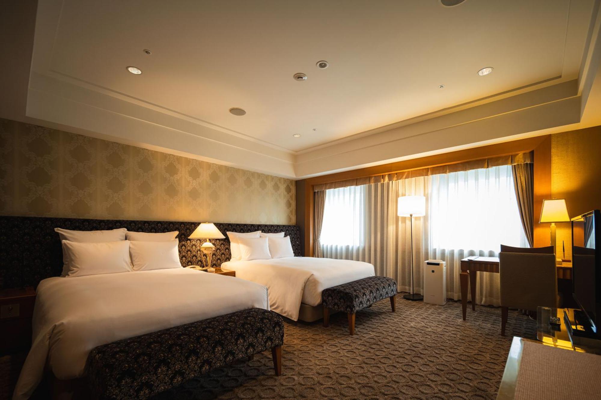Готель Ana Crowne Plaza Matsuyama By Ihg Екстер'єр фото