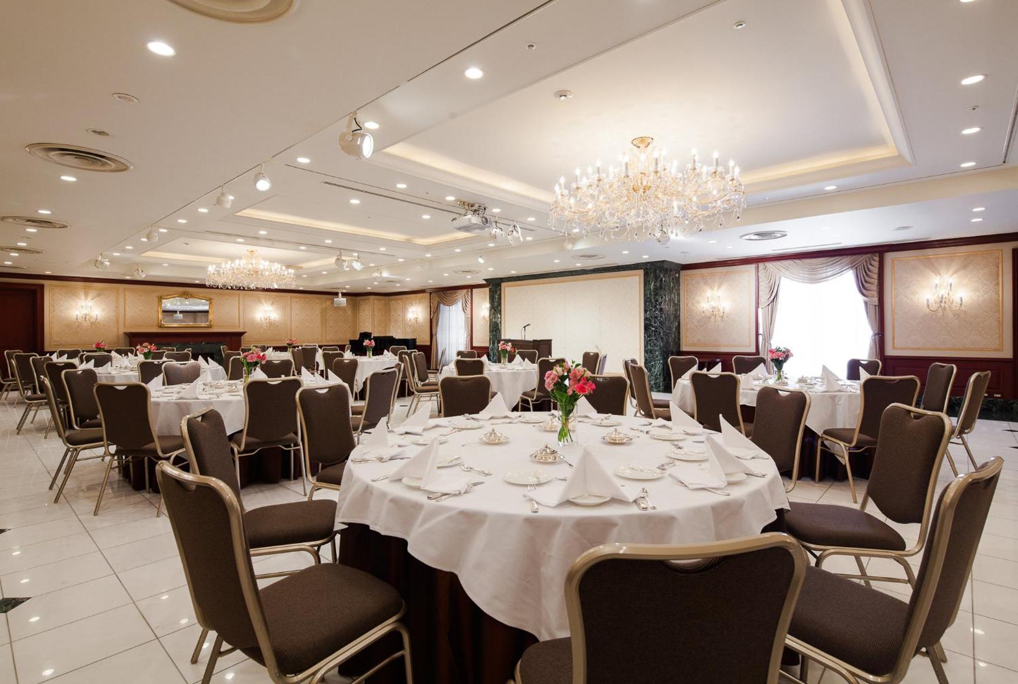 Готель Ana Crowne Plaza Matsuyama By Ihg Екстер'єр фото