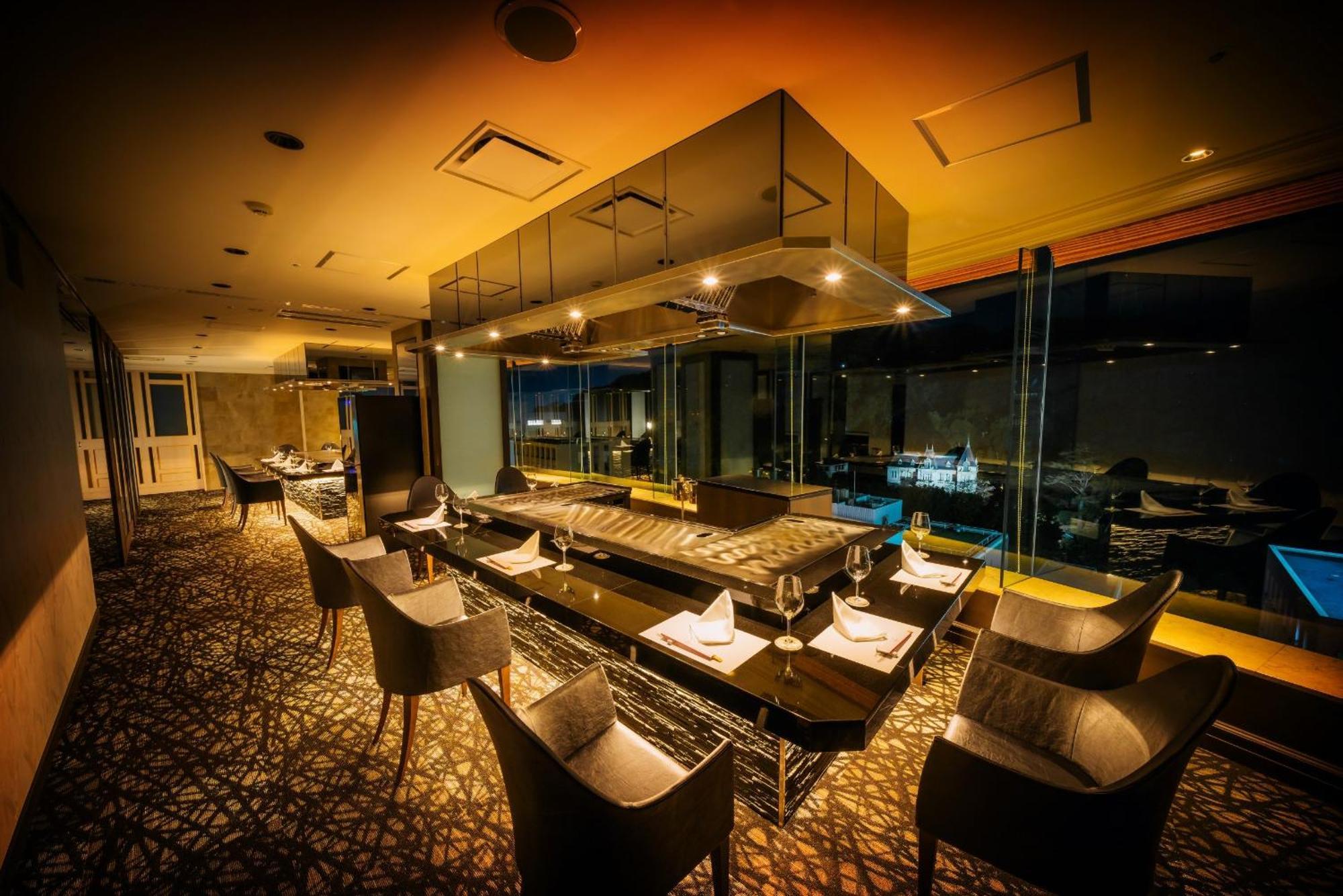 Готель Ana Crowne Plaza Matsuyama By Ihg Екстер'єр фото